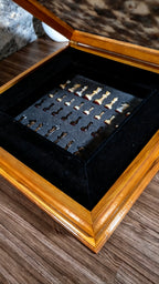 Royal Earth – Teak & Preserved Leaves Chess Set